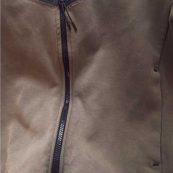 Nike Tech Hoodie - Picture 4 of 6